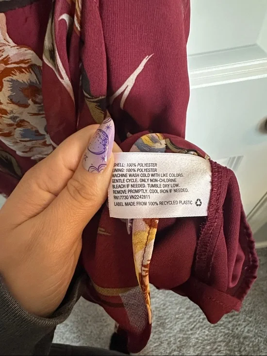 A New Day Burgundy Floral Midi Dress Size XS Flutter Sleeve Wrap Style Chiffon - Picture 5 of 5